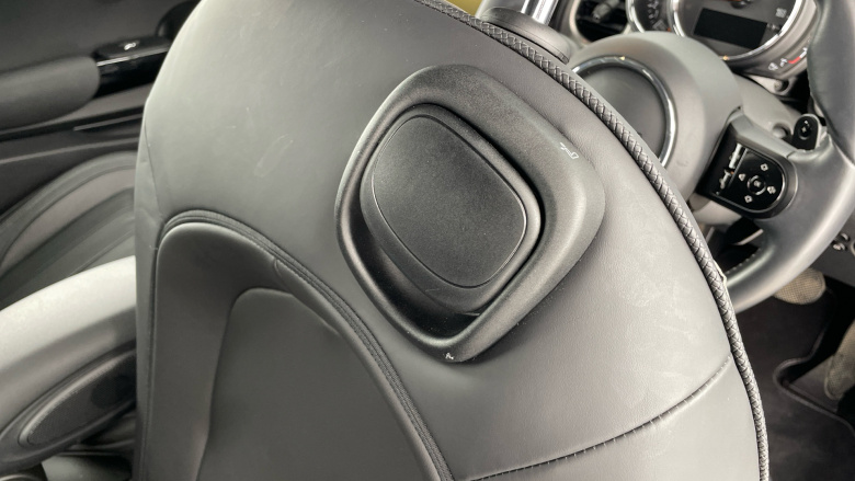 MINI Hatchback 2.0 Cooper S Exclusive 3dr Auto Petrol Hatchback